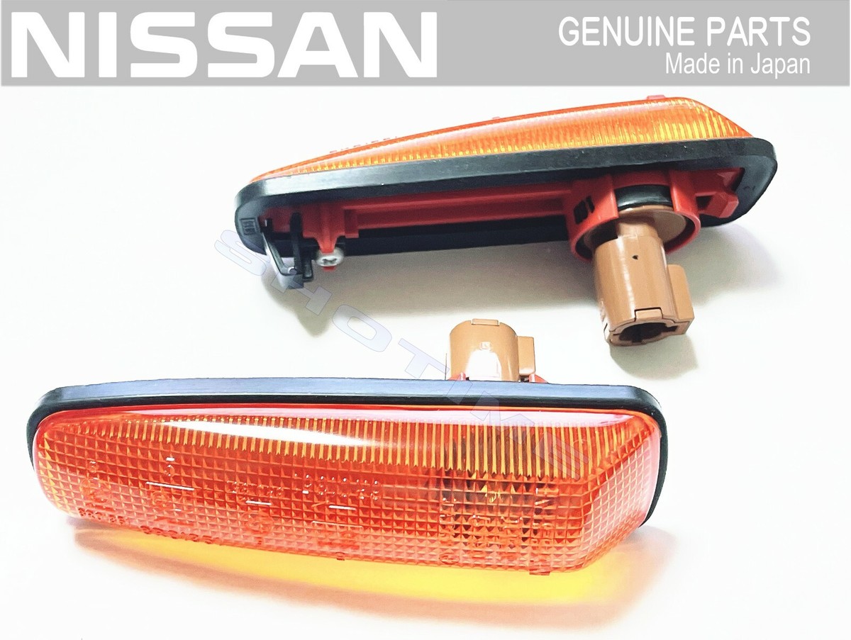 NISSAN GENUINE FAIRLADY Z32 300ZX Fender Side Marker Light