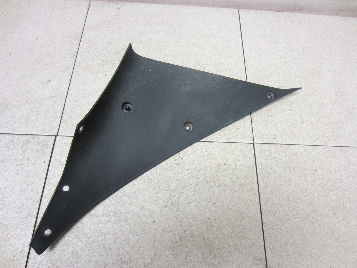 06-07 KAWASAKI NINJA ZX10R zx10 OEM RIGHT INNER FAIRING COWL PANEL