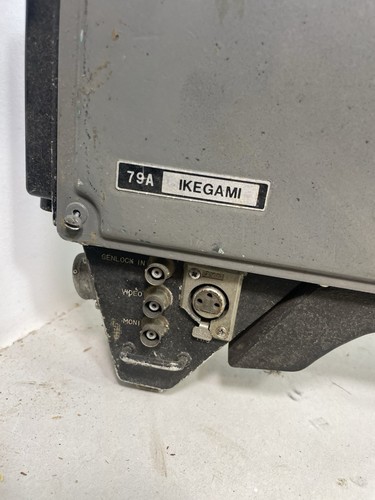 Non testata - solo per ricambi - videocamera vintage Ikegami 79A broadcast - Foto 4 di 24