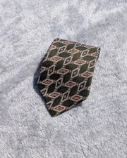 Tommy Hilfiger Mens Silk Geometric Pattern Tie In Green & Burgundy Made In USA