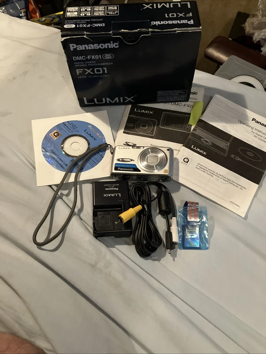 Panasonic LUMIX DMC-FX01 Digital Cameras with Date/Time Stamp for