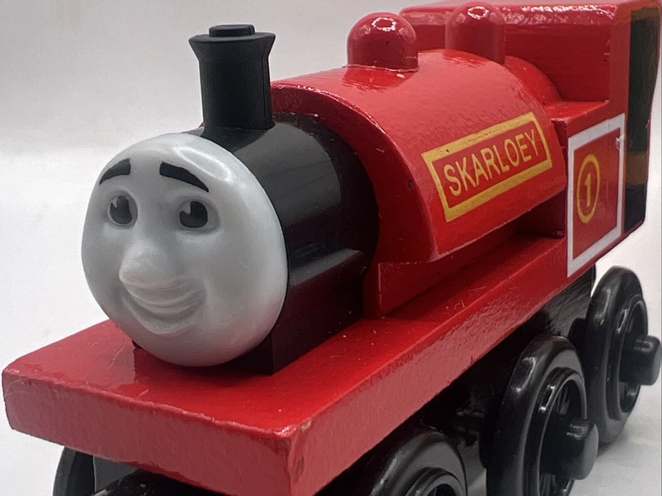 Thomas Friends деревянный железнодорожный поезд лот SKARLOEY, коробка автомобиля и музыкальный вагон б/у в отличном состоянии - Изображение 4 из 4
