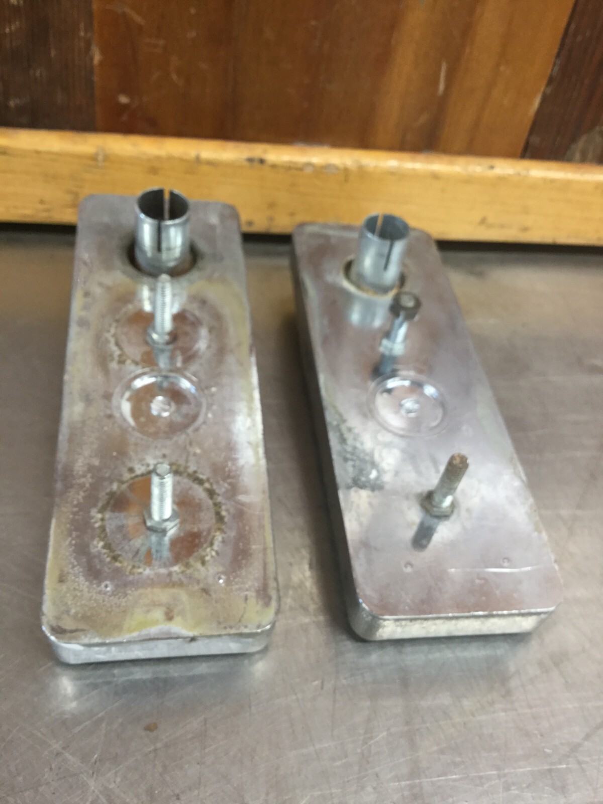 Alfa Romeo Spider GTV & Ferrari • Altissimo Rear Side Marker Set. Used. KAR274