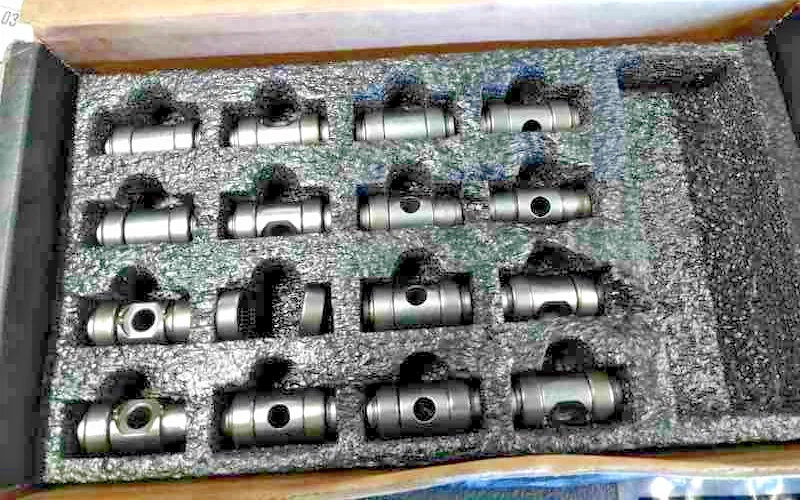 Comp Cams Engine Rocker Arm Pivot Bearing Part # 13704-KIT - Image 3 of 3