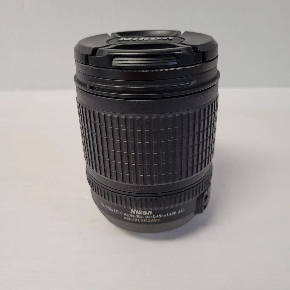 (N71908-2) Lente Nikkor Zoom Nikon 18-135 mm f/3,5-5,6G ED-IF AF-S DX Foto 3 de 4