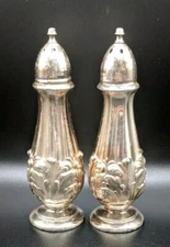 W.B. Mfg Co. (Weidlich Bros) Silver Plate Salt & Pepper Shakers #52 Vintage