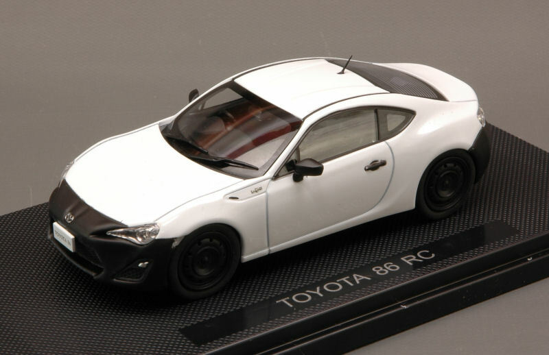 J-Collection 1/43 トヨタ 86 RC スターリングシルバー 完成品 rdzdsi3 J-Collection 1/43 トヨタ 86 RC スターリングシルバー 完成品