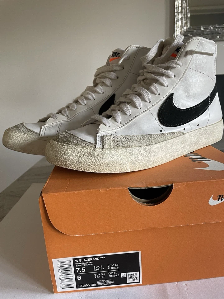 Nike Blazer Mid 77, foto 1 di 5
