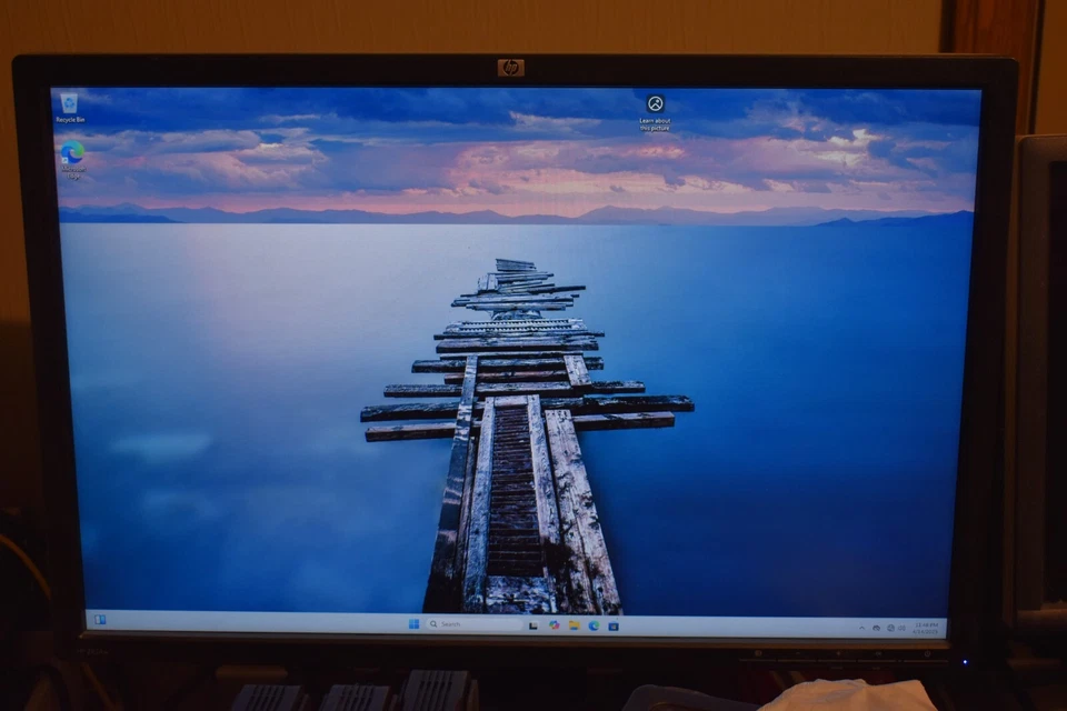 HP Z240 Intel Quad Xeon E3-1240v5 16GB RAM 256GB SSD Windows 11 Pro NVidia K620 - Image 2 of 4