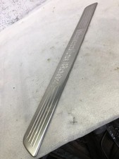 Mercedes-Benz GLA H247 2020 Vorne links Einstiegsleiste Zierleiste vorne