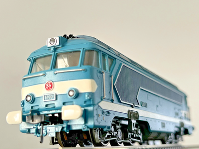 Locomotive Diesel Fleischmann HO CC68001 SNCF Bleue CC