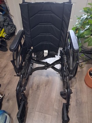 Motion Composites Helio C2 Manual Wheelchair Newton Gravity Wheels Carbon Fiber 