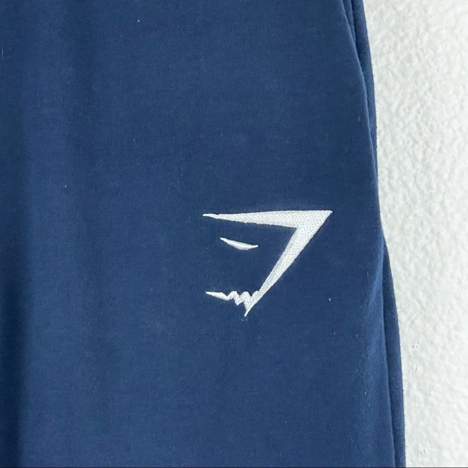 gymshark taper leg terry back zipper pocket sweatpants