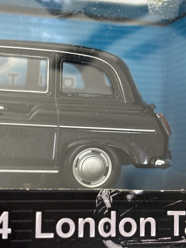 Vintage Willy Austin Black FX4 London Taxi 1:43 – Sealed, Bubble Detached - Picture 2 of 8