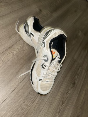 adidas Astir