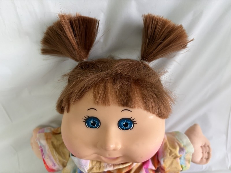Cabbagepatch Kids Brown Hair Open Smile Blue Eyes Pigtails