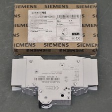 Siemens Circuit Breaker 5SJ41328HG42, 5SJ4 Series, 10kA at 277V AC, D Curve, 32A