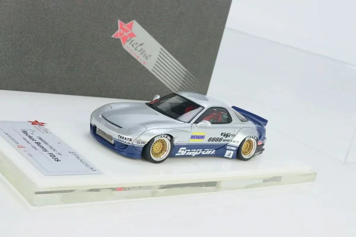 Fuelme 1:43 Rocket Bunny RX7 Silver Future resin car model