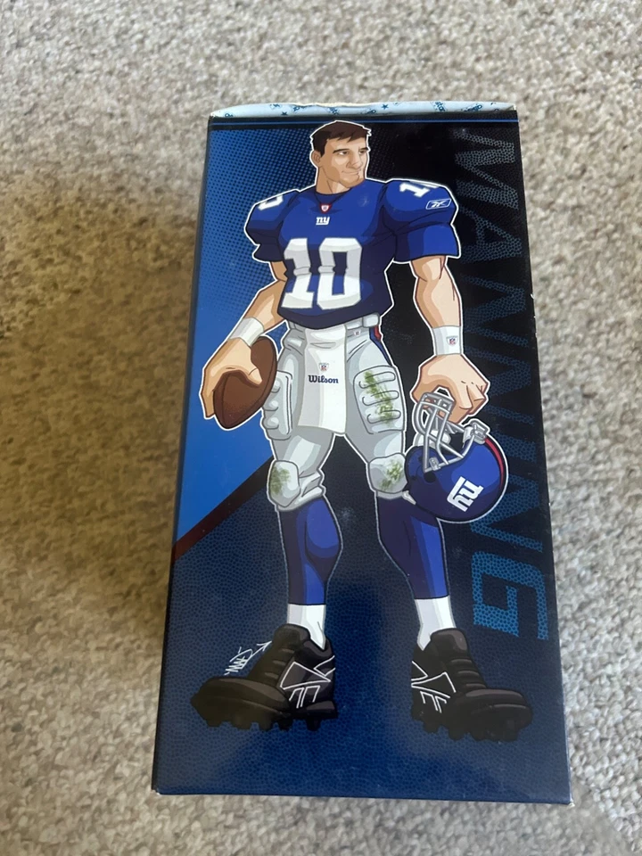 Figura con tarjeta Upper Deck All-Star Vinilo Eli Manning NY Giants QB NFL Foto 2 de 4