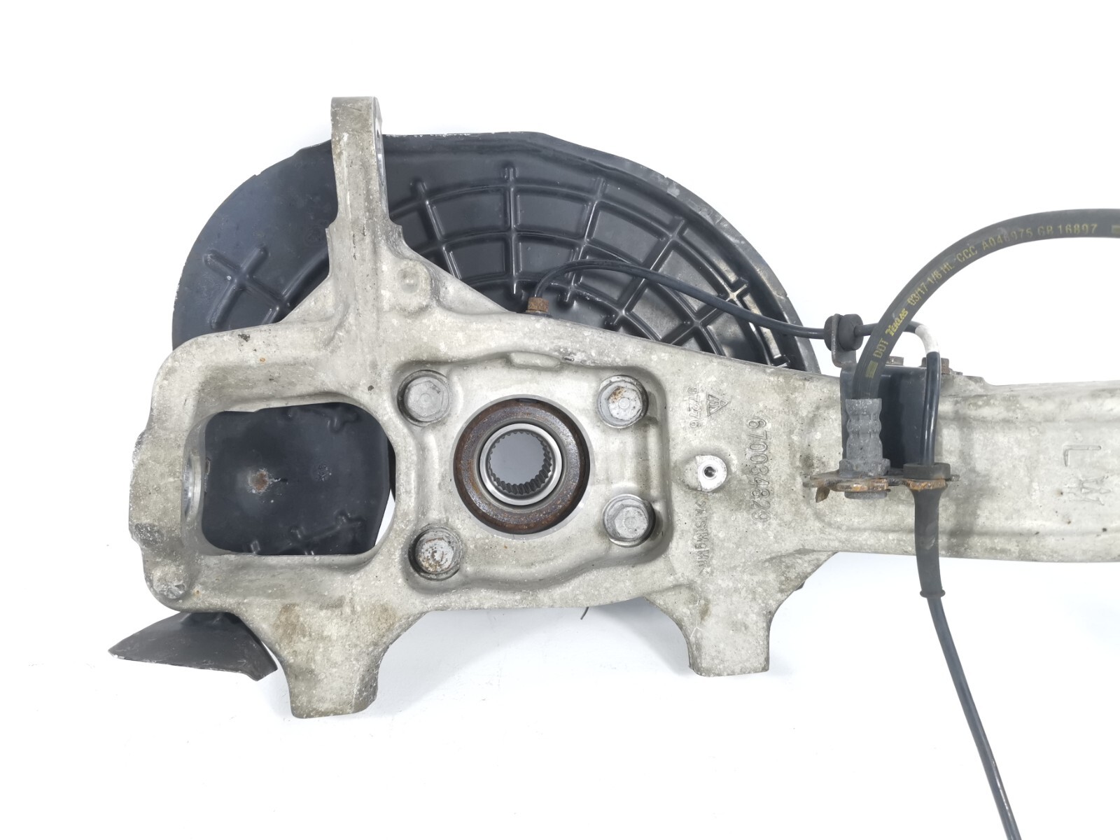 17-20 MASERATI Levante FRONT LEFT DRIVER SIDE SPINDLE KNUCKLE HUB 670034829