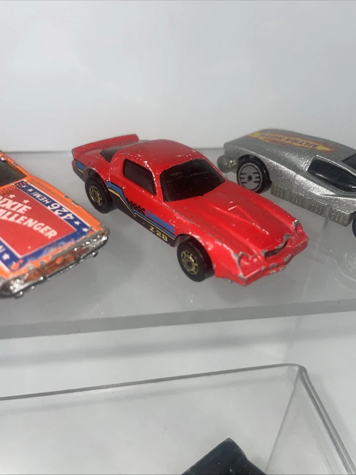 Lote de 15 autos y camionetas Matchbox y Hot Wheels vintage años 70/80 Foto 4 de 4