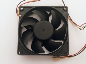 CPU Lüfter DC 12V Kühler PC Gehäuse Gehäuselüfter 90 mm x 90 mm x 25 mm