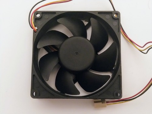 CPU Lüfter DC 12V Kühler PC Gehäuse Gehäuselüfter 90 mm x 90 mm x 25 mm