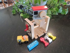 Thomas Friends Sodar Cargo Co. Crane Dated 1998 Extras - INCOMPLETE -