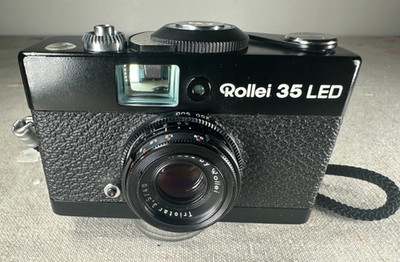   ROLLEI 35 LED Camera - Triotar f:3.5/40mm Lens  VIDEO 438