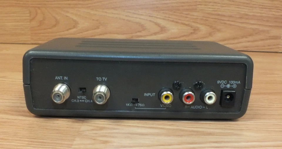 Jensen RF Modulator Video / Audio Converter Recoton (DVD647) Home & Office Use! - Image 4 of 4