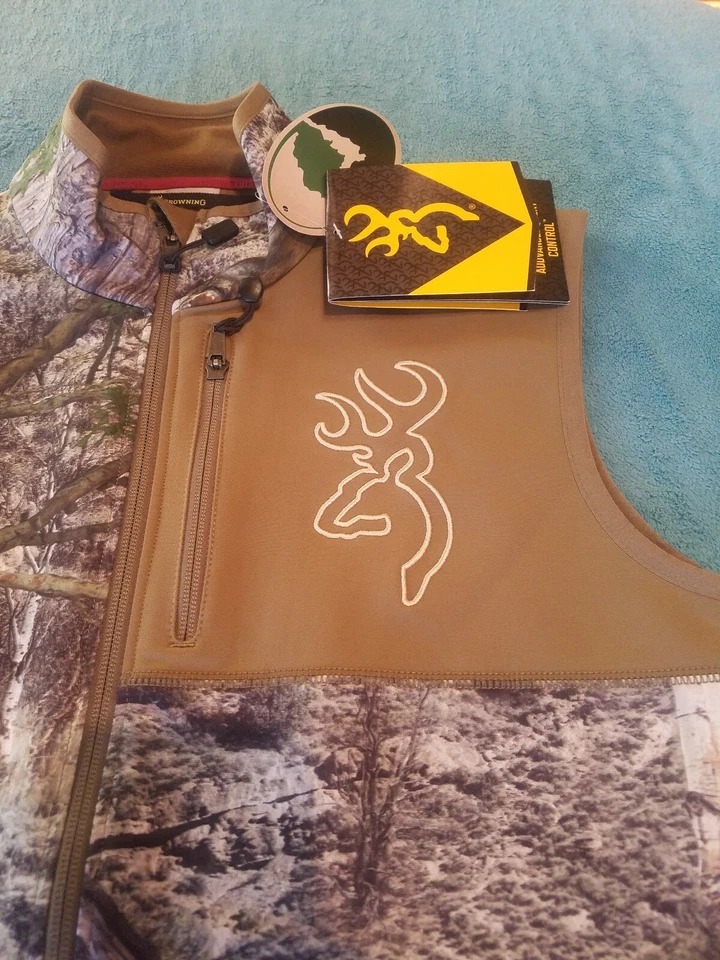 Browning Mossy Oak 3056983002 Women's Mercury Camo Hells Canyon Vest Size M - Image 3 of 4