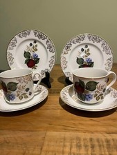 Vintage Alfred Meakin Glo-White Fruit pattern trio coffee cups with 22ct gold tr