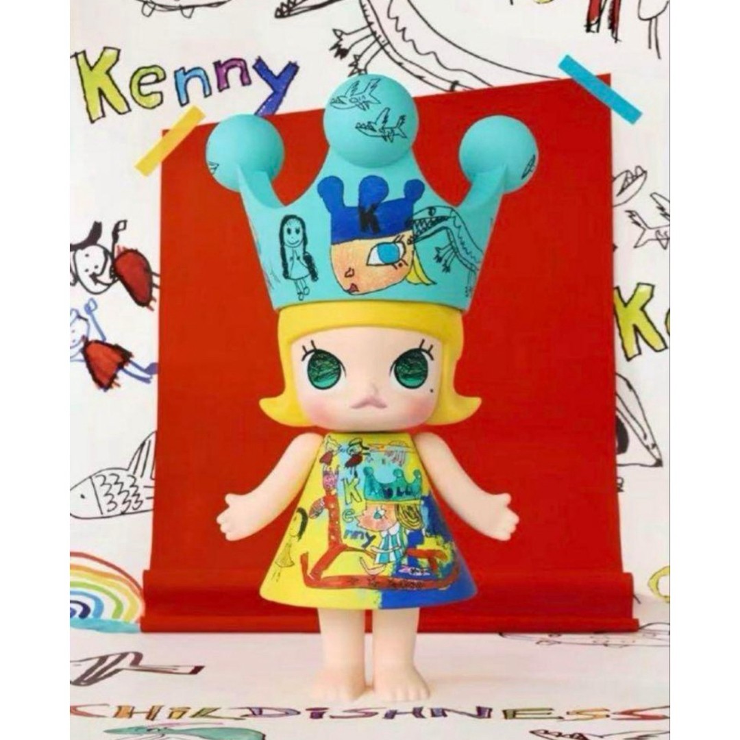 MEGA ROYAL MOLLY CHILDISHNESS 400%