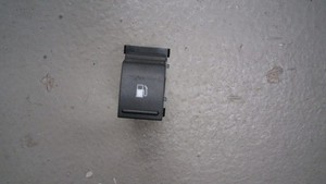 Schalter Tankdeckel 1T0959833A VW Golf Plus 2.0 TDI DPF Bj 2008 1K/1KP/5M/1KM