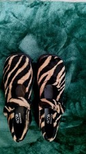 TIGER FUR PLATFORM Shoes, Women's Sz. 7B, Sq. Toes,Buckle,Perfect ConditionCute