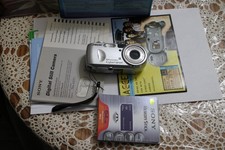 Sony Cybershot DSC-P41 4.1 Mega Pixel Digital Camera PARTS ONLY NOT WORKING READ