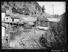 Photo:Houses at Ophir, Colorado. This is a gold mining town
