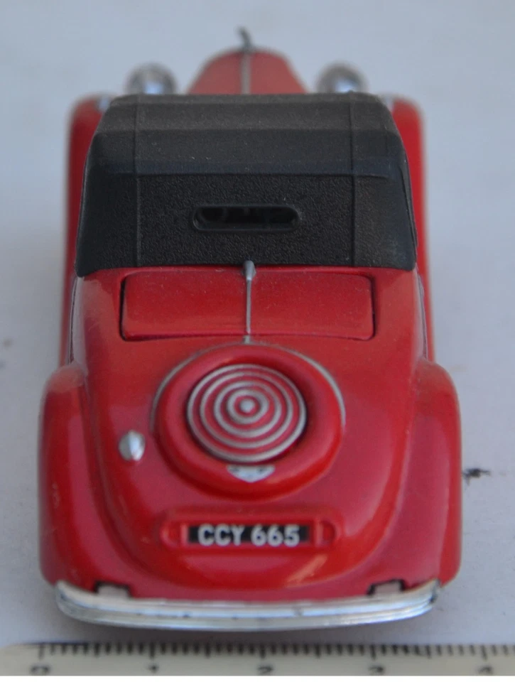 Triumph dolomite rouge 1939 dinky matchbox dy17 1990's 1/43 - Photo 3/4