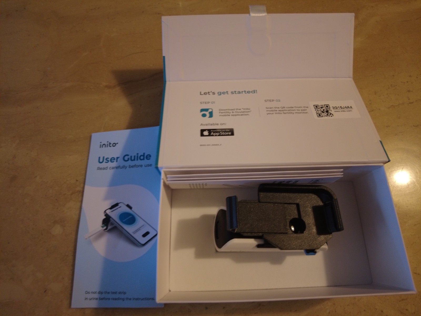 Inito Fertility Monitor Hormone Tracker | iPhone 13 WITH 12 TESTING STRIPS!!!!