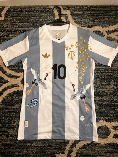 Argentina Messi #10 Embroidered Jersey Player Size Medium Adidas
