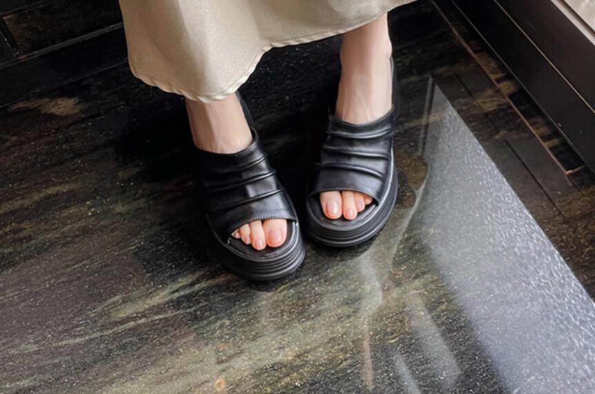 SAOLA Nuova moda estiva donna suola spessa comode scarpe tacco a blocco tinta unita