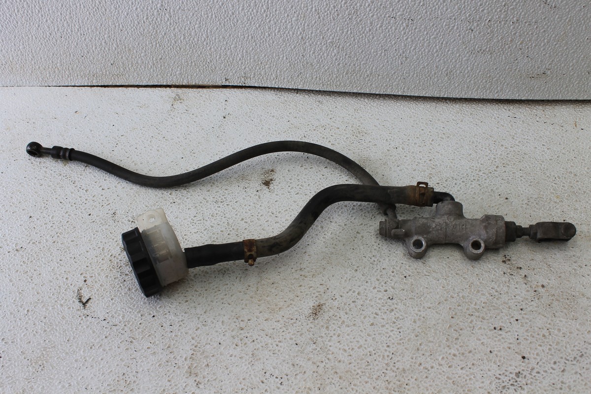 1992 KAWASAKI NINJA ZX600 (#252) REAR BRAKE MASTER CYLINDER | eBay