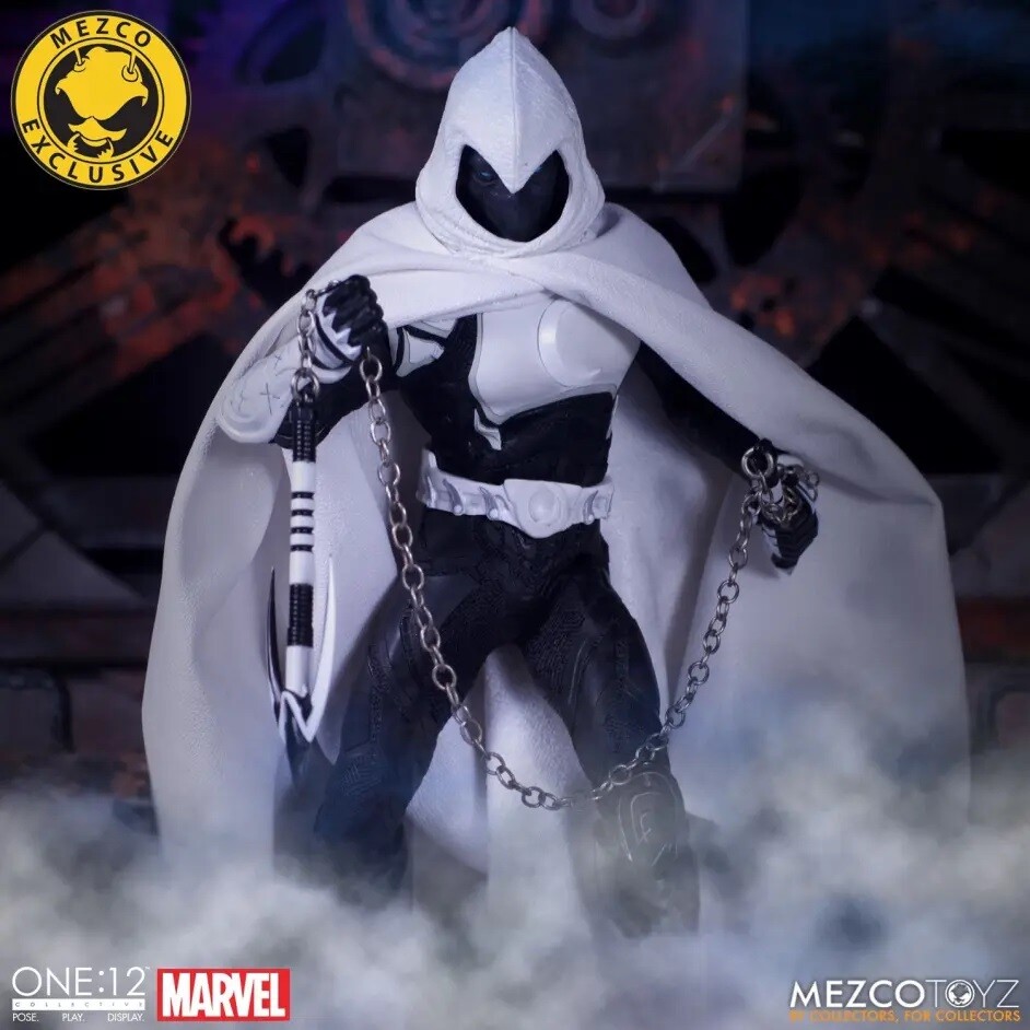 Mezco Toys Marvel One:12 1:12 Moon Knight Crescent Edition