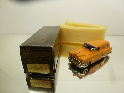 BROOKLIN BRK 31 PONTIAC SEDAN DELIVERY 1953 GULF OIL - ORANGE 1:43 - GOOD IN BOX