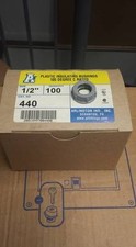 BOX OF 100 ARLINGTON INDUSTRIES 440 1/2" PLASTIC INSULATED BUSHINGS  W448