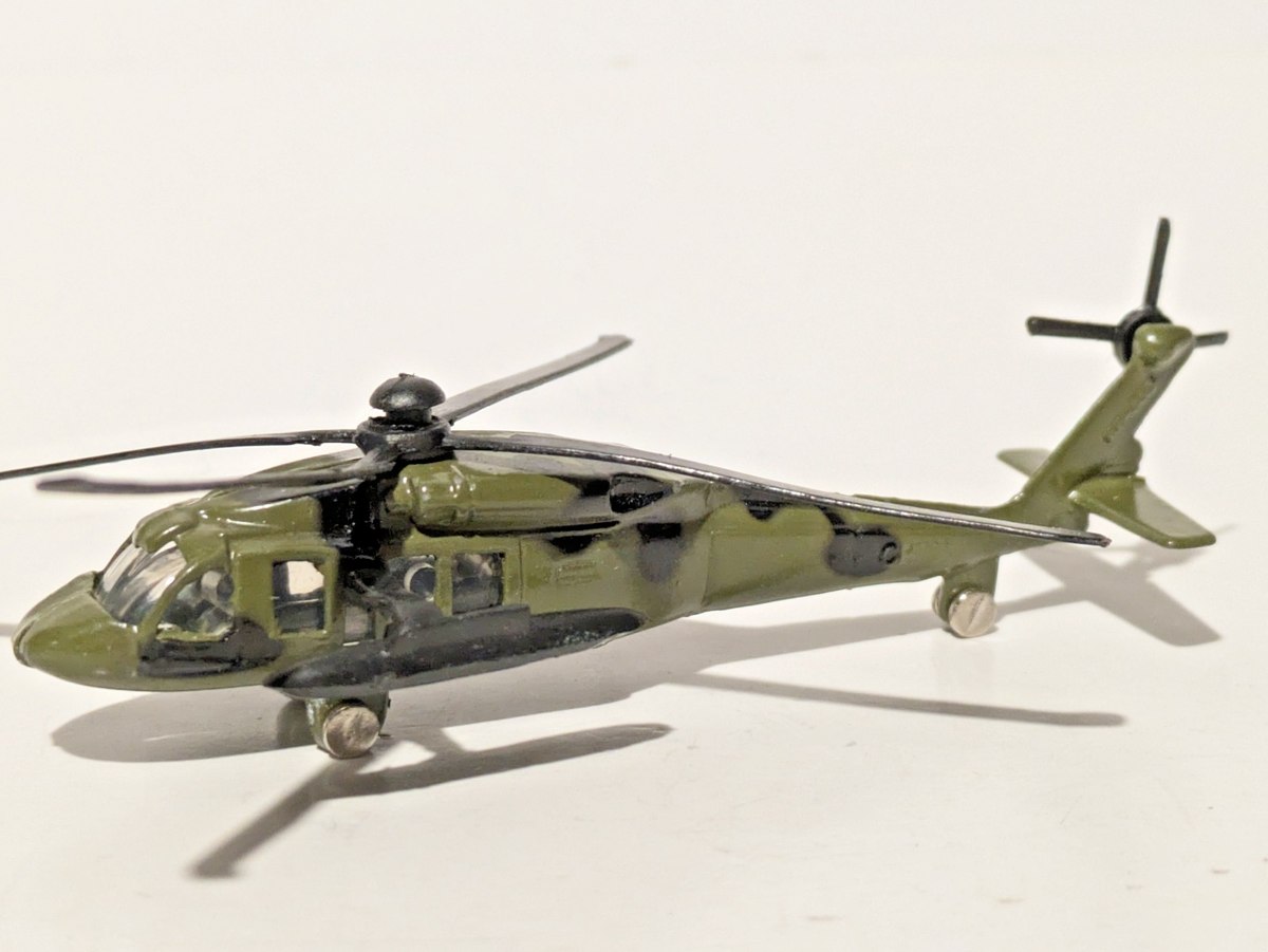 Vintage 1983 ZeeToys/Zylmex Super Dyna-Flites, green UH-60