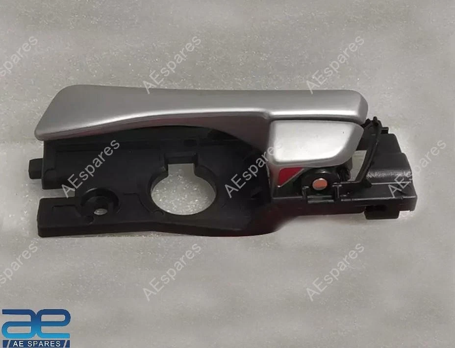 Interior Rear Door Handle LH For Hyundai Accent Verna 2011-2014 Solaris 2010-14 view 3