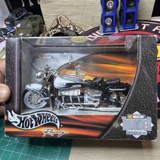 2002 Hot Wheels #12 RYAN NEWMAN Motorcycle 1:18 NASCAR THUNDER RIDES - NOS