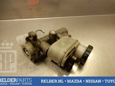 Maître-cylindre de frein Nissan ALMERA