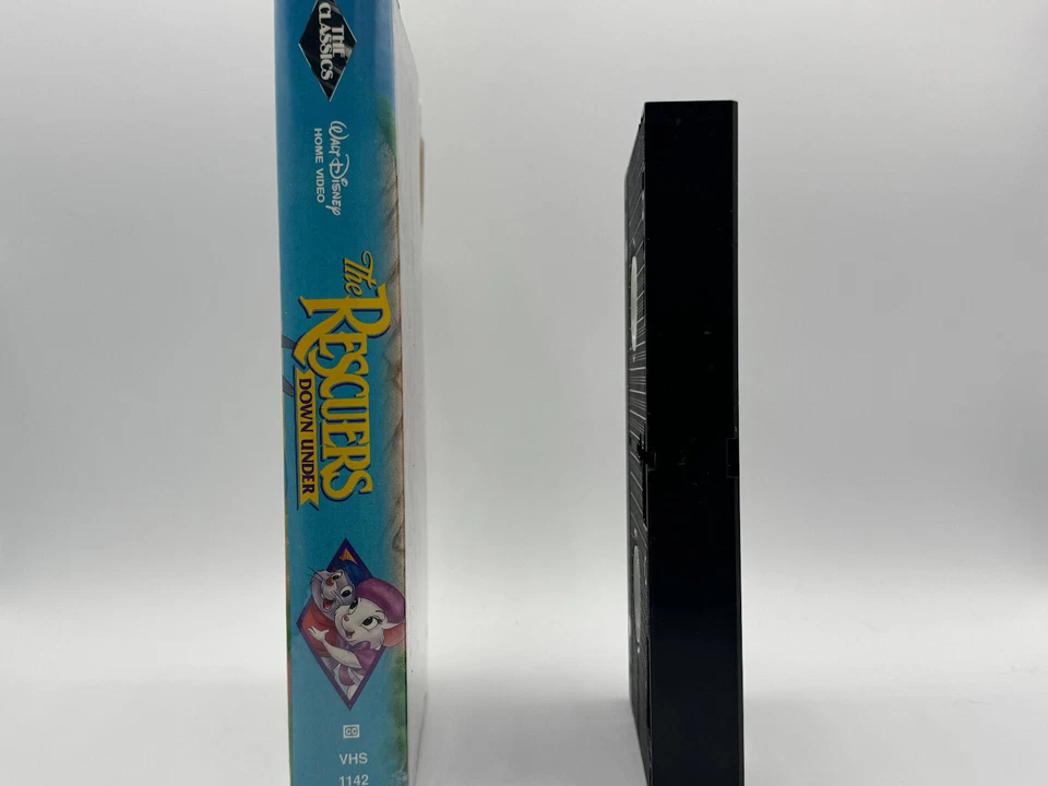 Disney's The Rescuers Down Under Black Diamond VHS Clamshell, TESTED AND WORKING - Image 3 of 4